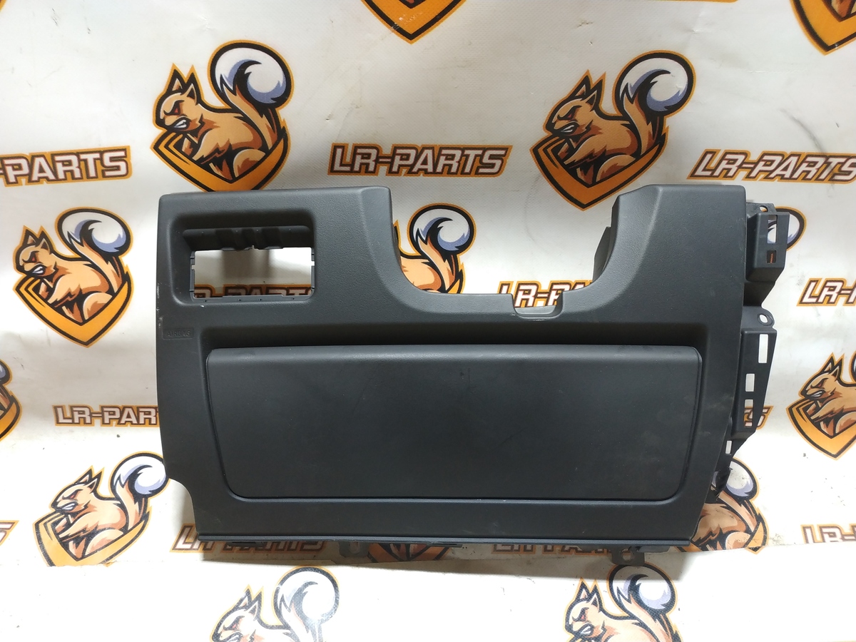 LR026131 Panel przedni dolny odcinek RANGE ROVER EVOQUE L538 2011-2018 używany